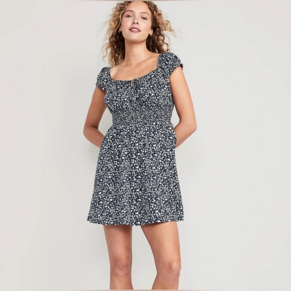 Old Navy Waist-Defined Floral Mini Dress Color Navy Floral Size 2X NWT